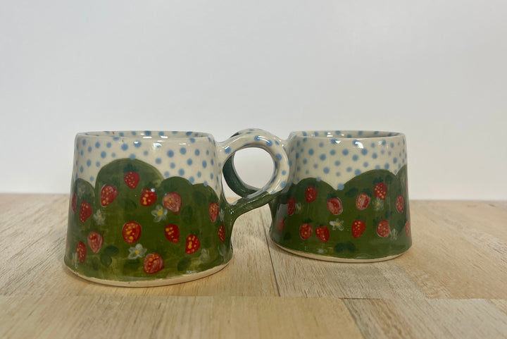Strawberry Bush Pair of Mugs