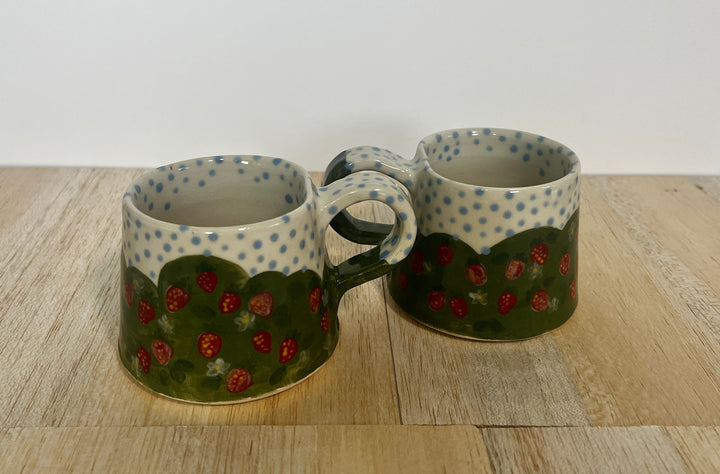 Strawberry Bush Pair of Mugs